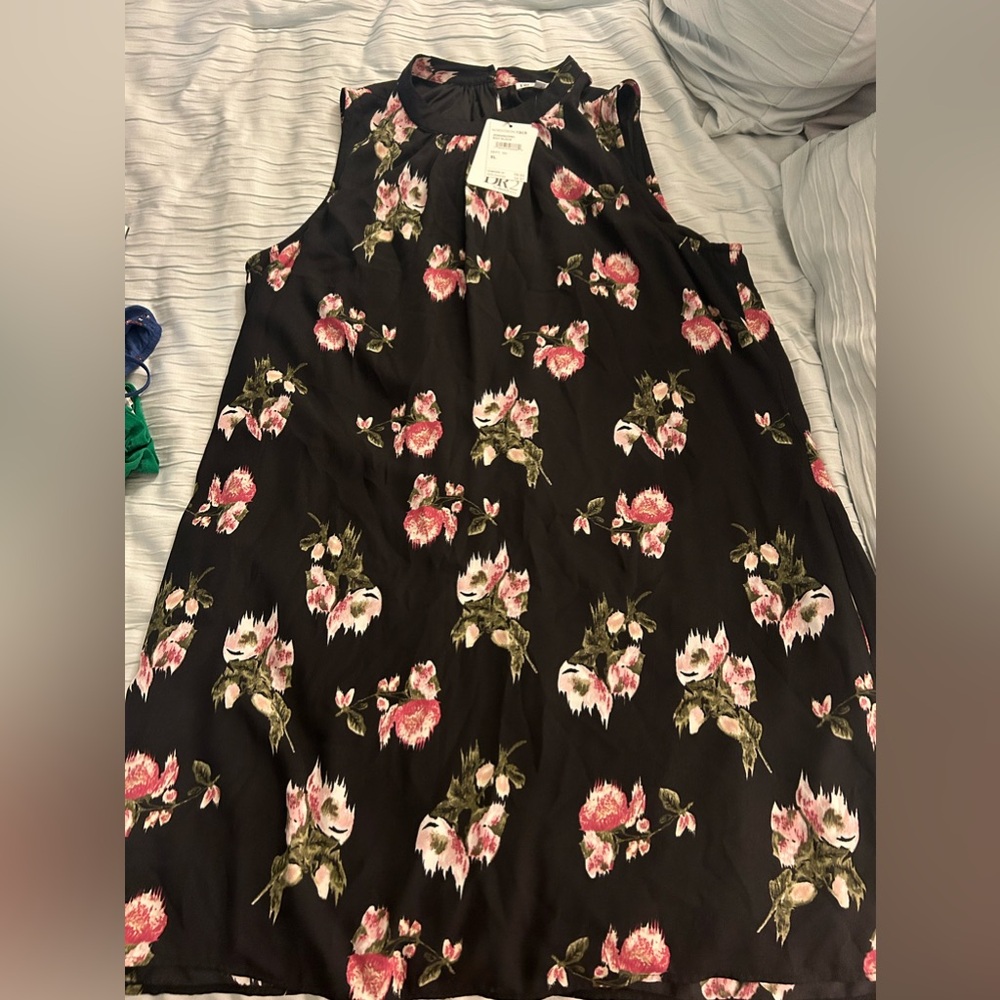 NWT DR2 XL Black and pink floral dress.